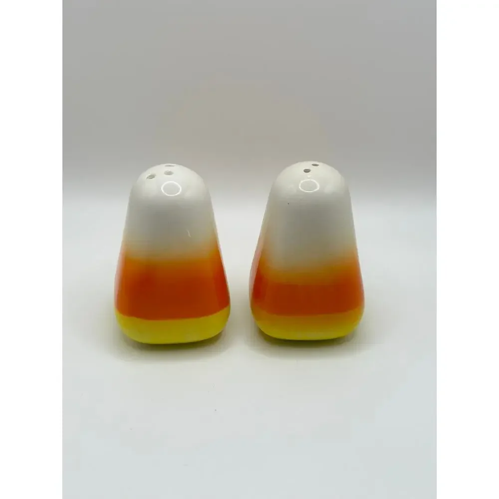 Candy Corn Halloween Salt & Pepper Shaker set, New in box!